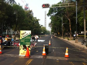 Escuela de bicis con las bicis del EcoBici (Bicing)